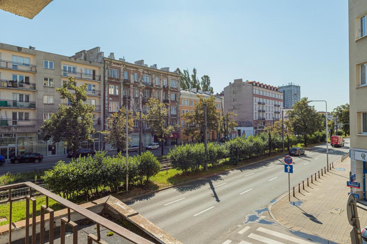 Mokotow Apartments Reytan By Noclegi Renters Warsaw Exterior photo
