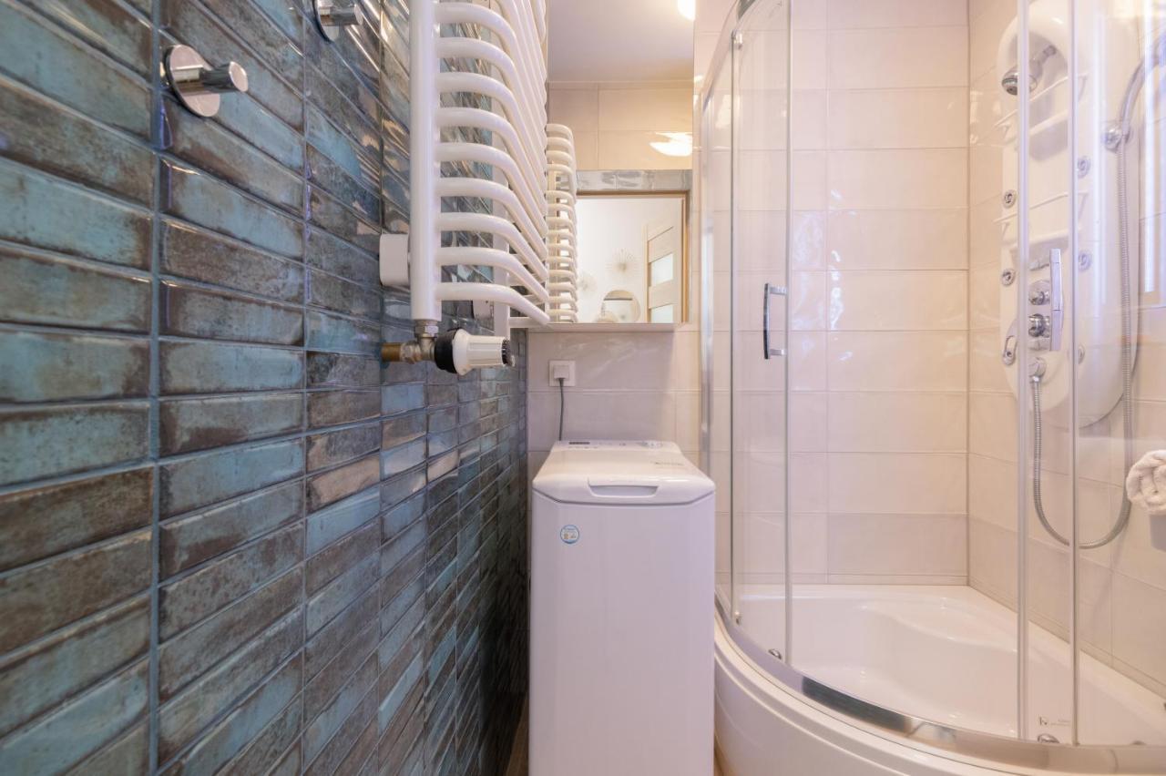 Mokotow Apartments Reytan By Noclegi Renters Warsaw Exterior photo